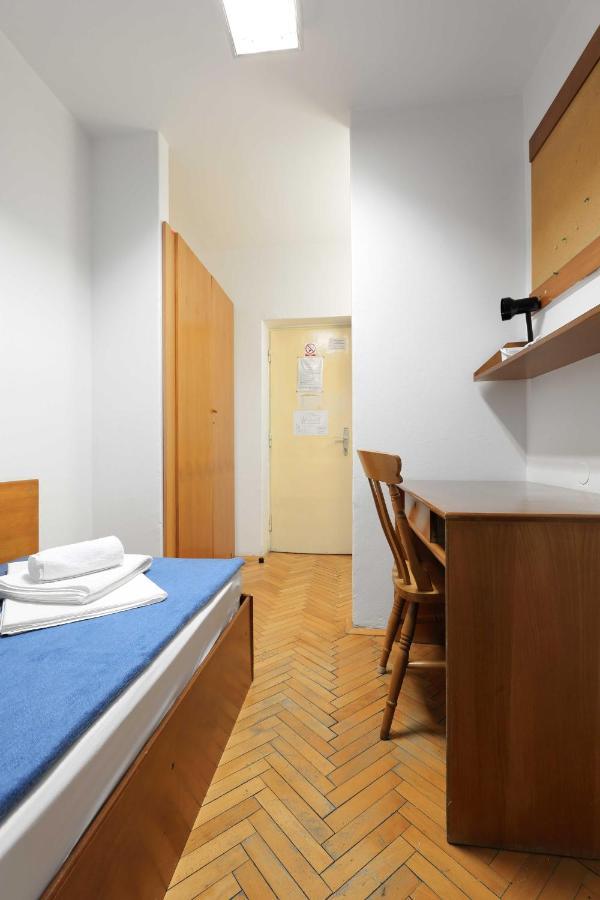 Rooms Studentsko Naselje Ivan Goran Kovacic Рієка Екстер'єр фото